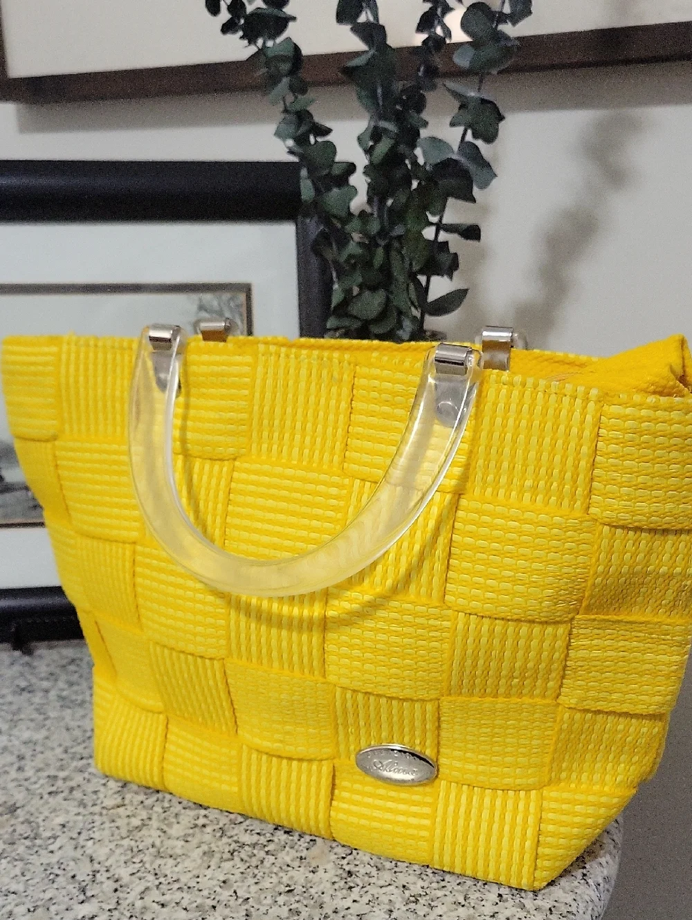 Yellow Woven Bag Lucite Handles Zippered Top Vintage Italian Alma Creazioni - Picture 1 of 16
